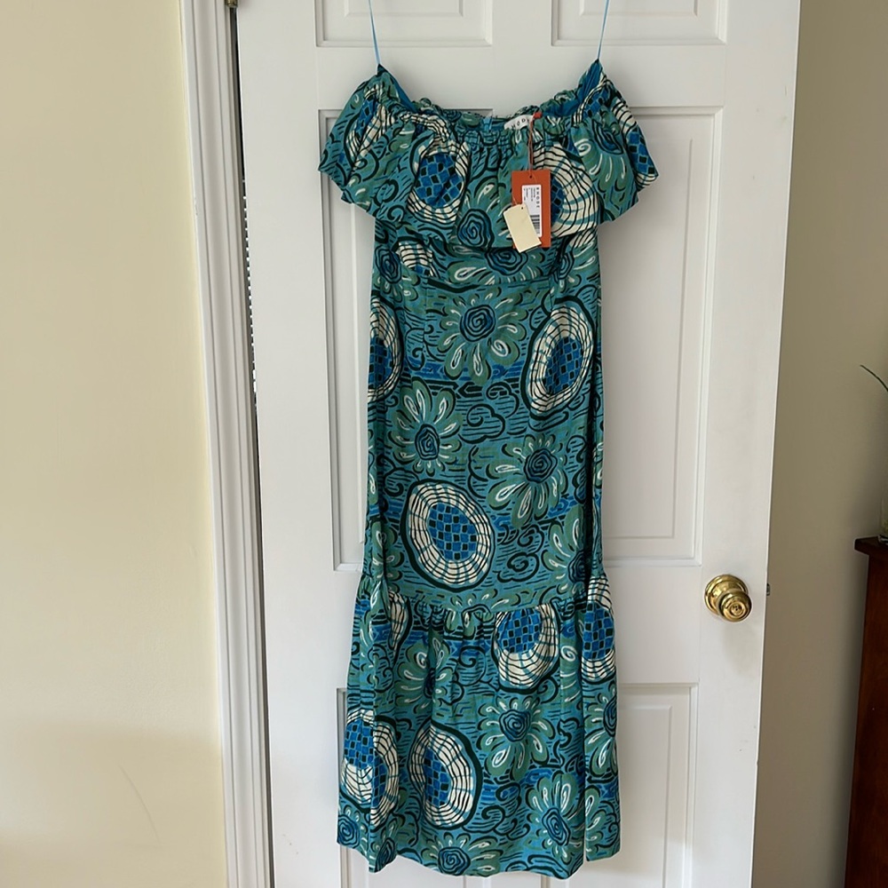 Brand new, size 6 Rhode Thea dress